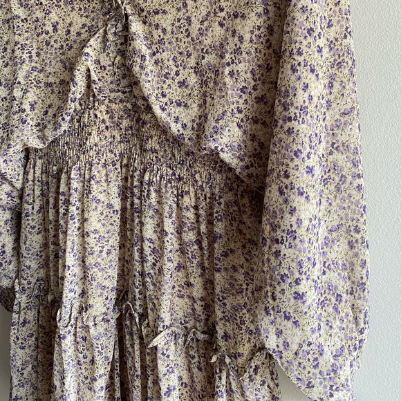 She + Sky DRESS. Brand She and Sky. Size medium. Lavender Floral print. - Picture 11 of 12